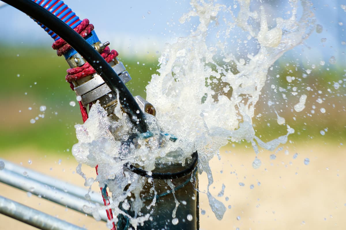 Grupos de presión y extracción de agua de pozos en Lugo